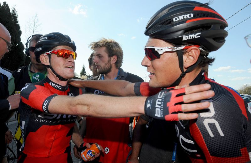 Ben Hermans is congratulated by Silvan Dillier (BMC)