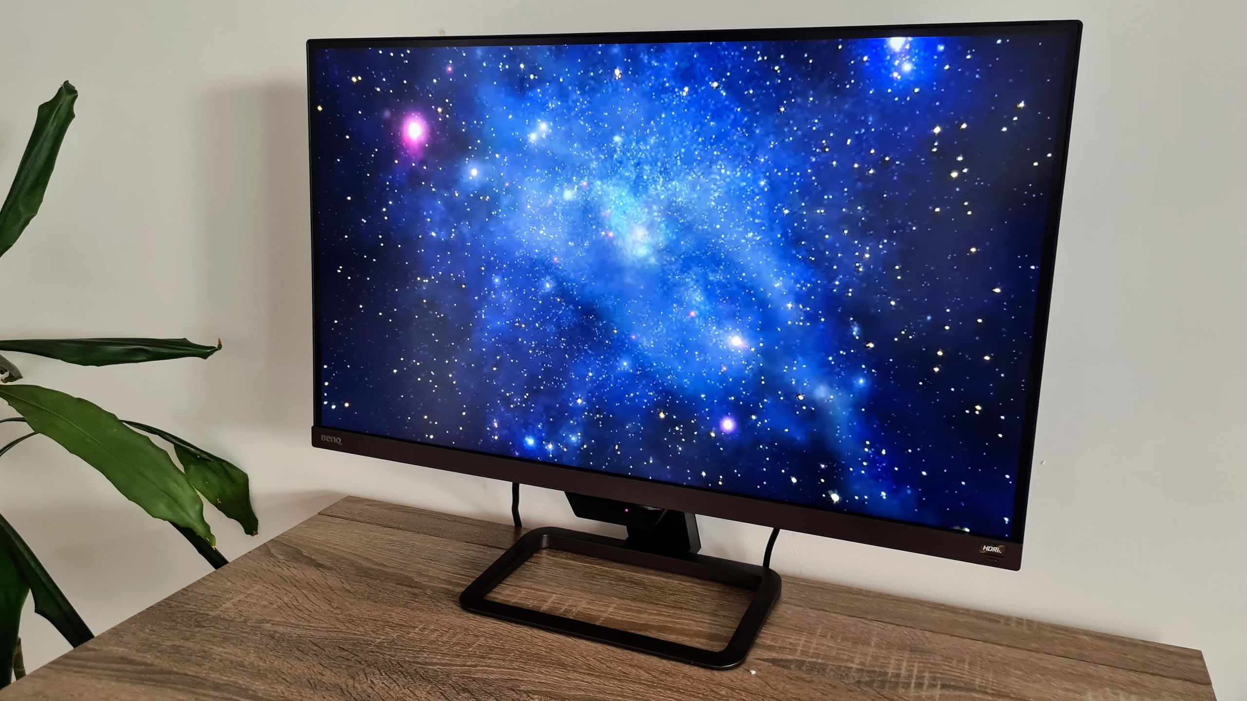 BenQ EW2780U モニター 27インチ 美品 BenQ EW2780U [27インチ メタリックグレー x ブラウン] 価格比較