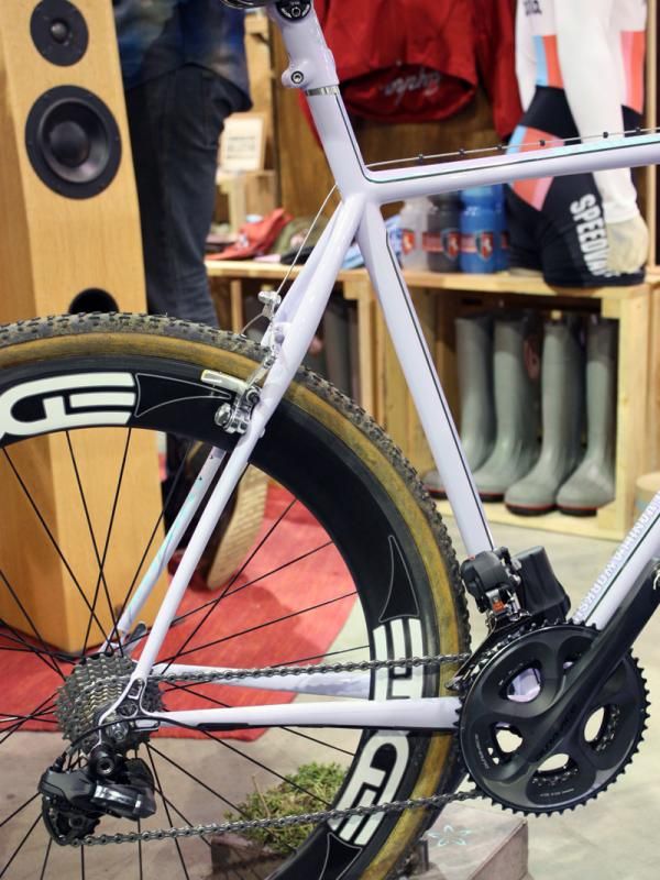 The elegant seat stays are slightly flattened for a bit of extra comfort.
