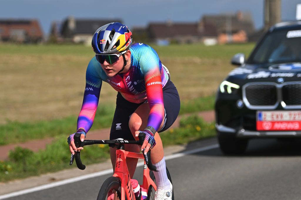 WEVELGEM BELGIUM MARCH 24 Zoe Backstedt of Great Britain and CanyonSRAM Racing Team competes during the 13rd GentWevelgem in Flanders Fields 2024 Womens Elite a 1712km one day race from Ieper to Wevelgem UCIWWT on March 24 2024 in Wevelgem Belgium Photo by Luc ClaessenGetty Images