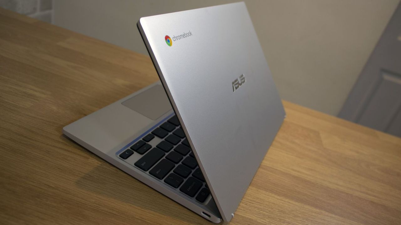 Asus Chromebook CX1 review: A cut-price compromise | IT Pro