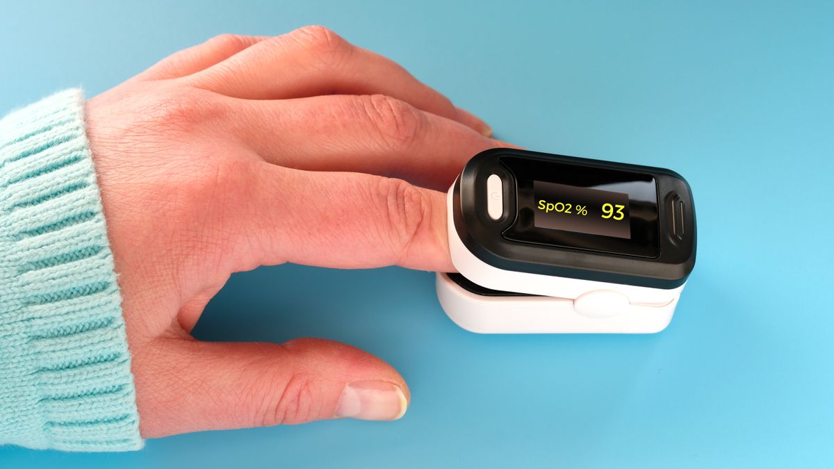 What your fitness tracker can – and can’t – tell you about Covid-19 ...