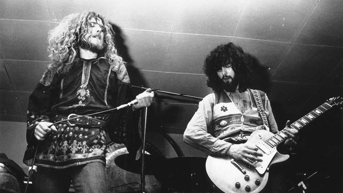 Robert Plant and Jimmy Page onstage in 1971