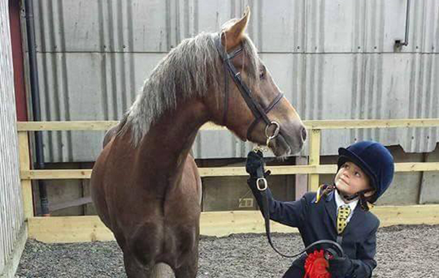 6 and only had her pony 3 weeks before she wanted to start showing him off