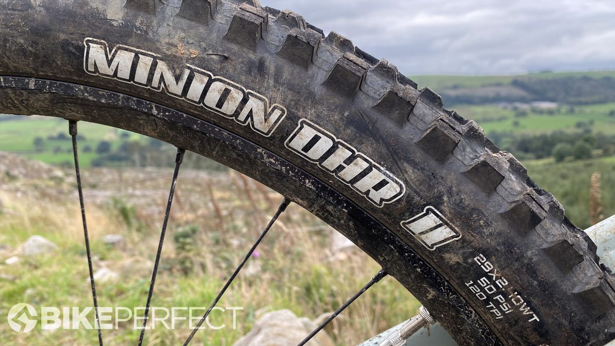 A close up of the Focus Jam 6.9 trail bikes Maxxis Minion tires