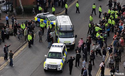 Christopher Halliwell outside Swindon Magistrates Court - murder, arrest, charged, double, two, Sian O&#039;Callaghan, custody, police, van, attacked, see, pics, pictures, photos, world, news, Marie Claire