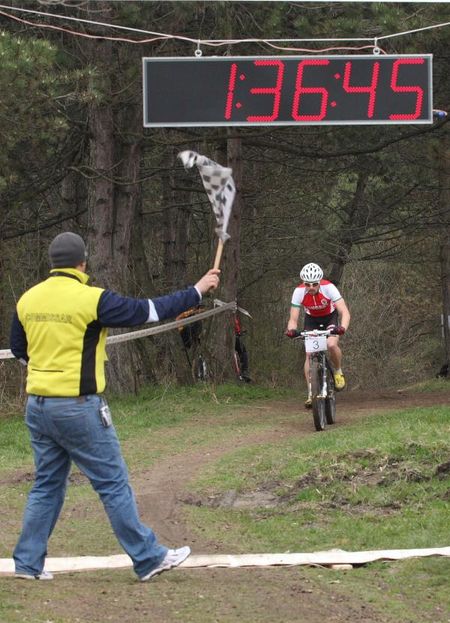 Szilard Buruczki (Magellan Kobanya TC Hungary) comes in second