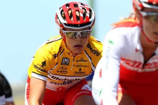 Race leader, Kimberley Wells (Specialized - Securitor) in the bunch