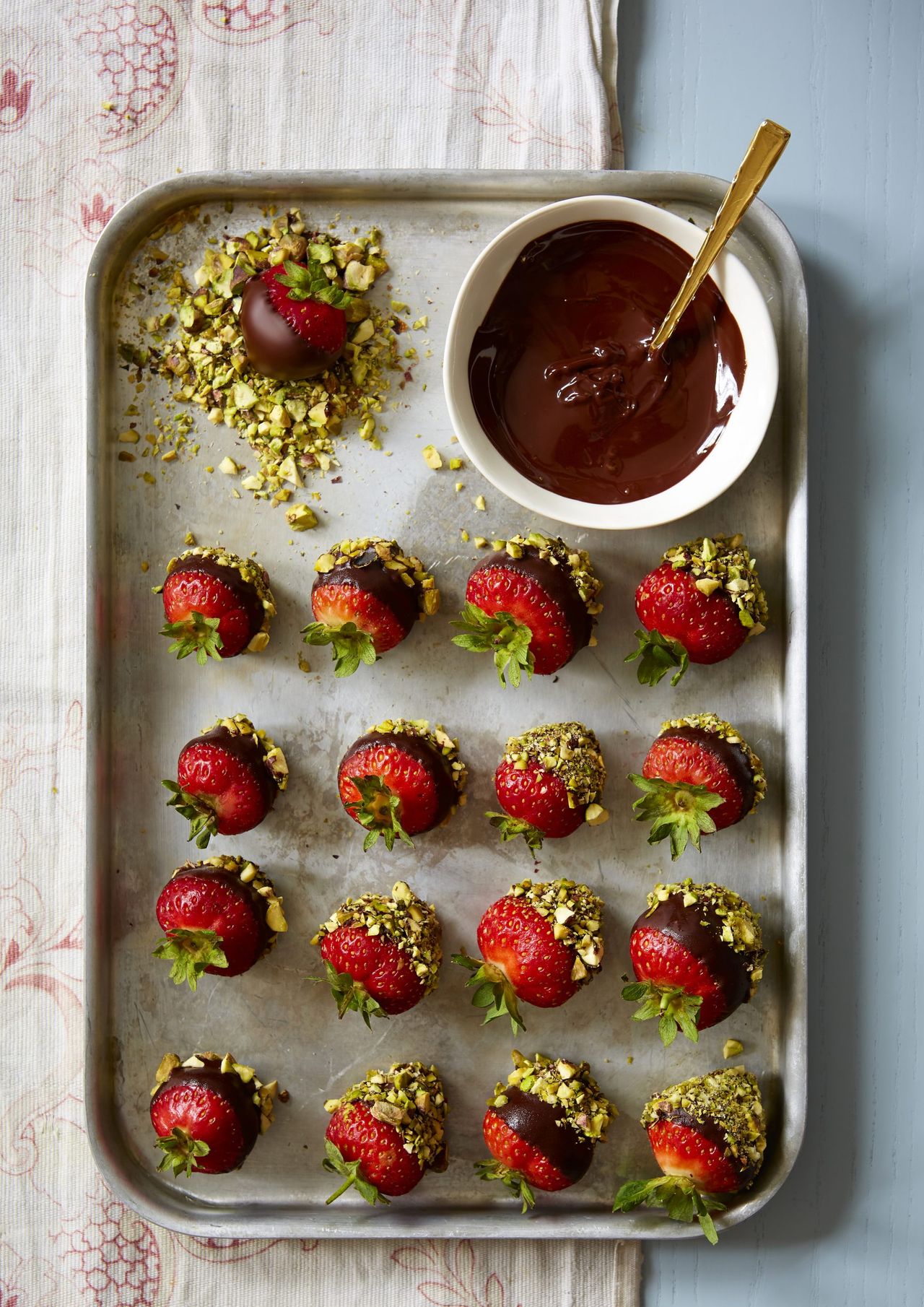 Chocolate pistachio dipped strawberries