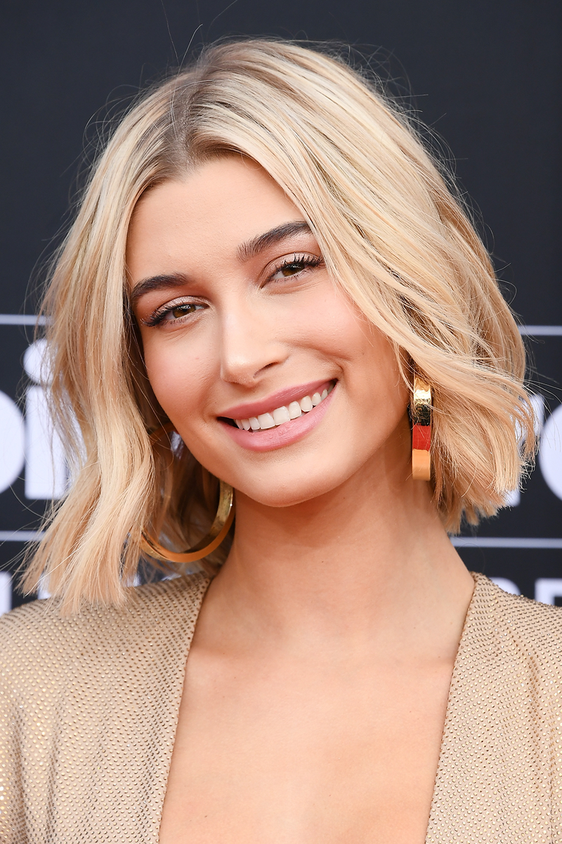 Hair, Face, Blond, Hairstyle, Eyebrow, Chin, Lip, Layered hair, Skin, Beauty,