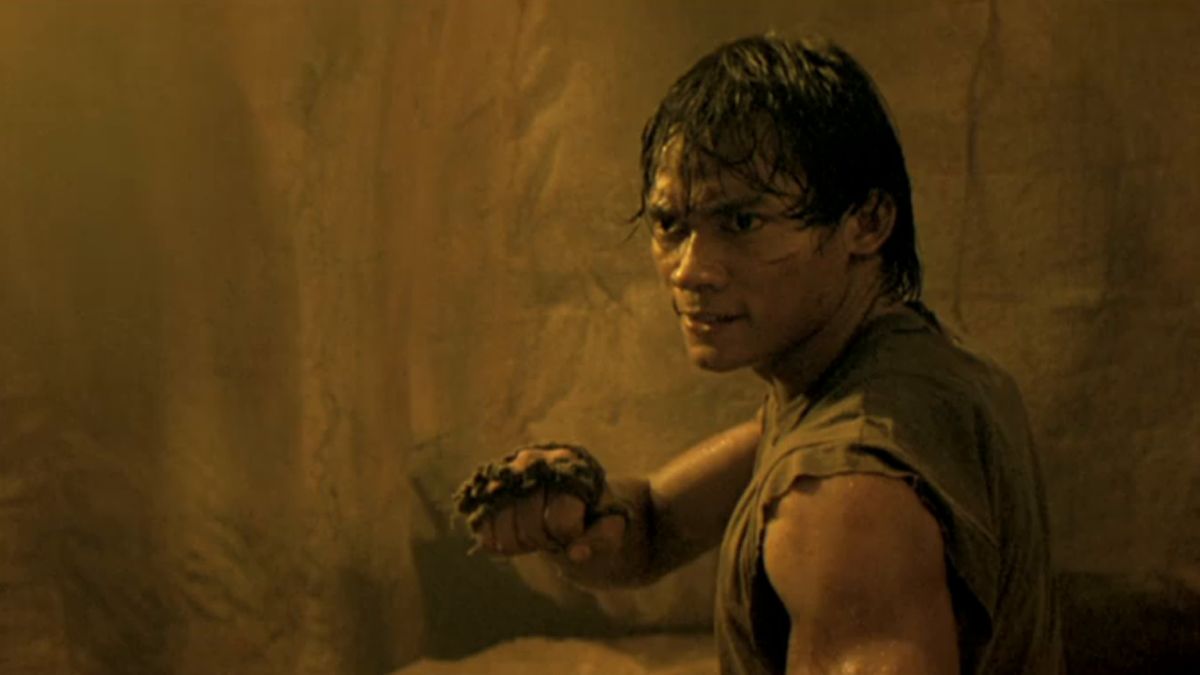 Tony Jaa in Ong-Bak: The Thai Warrior