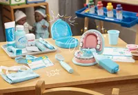 Melissa &amp; Doug Super Smile Dentist Kit Play Set - £28 | AmazonGood for: Age suitability:Batteries required: