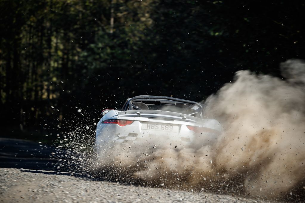 Jaguar F-Type rally