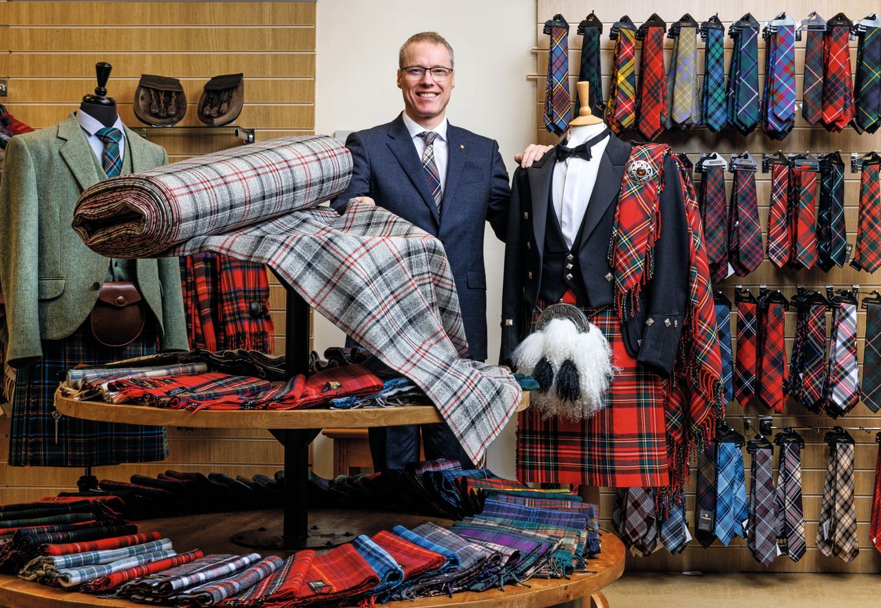 Precision pleats characterise the long-lasting kilts of John Kinloch’s family firm. In May 2024, The King and The Queen issued their first royal warrants of the new reign, granting them to 145 companies that had previously held one to The King as The Prince of Wales. Kinloch Anderson is one of those.