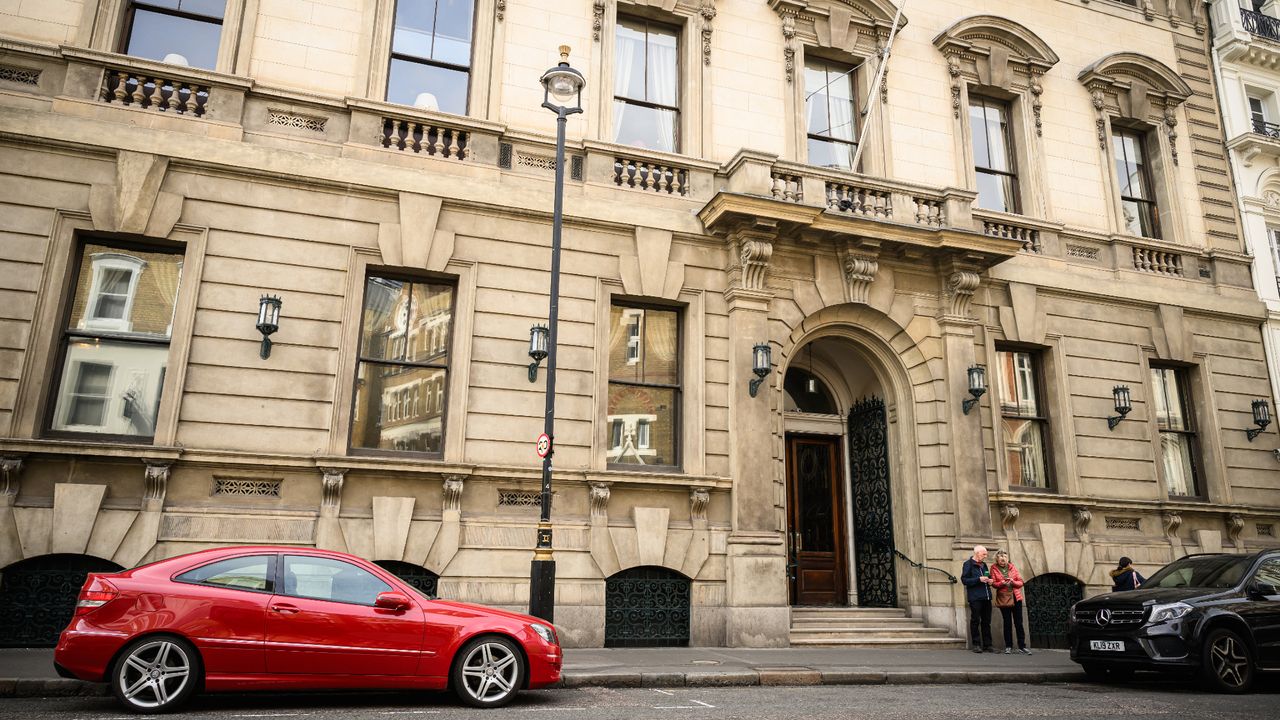 A photo of the entrance to the Garrick Club