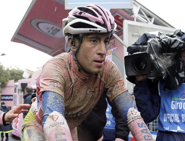 Vincenzo Nibali (Liquigas - Doimo) finished stage 7 despite crashing en route.