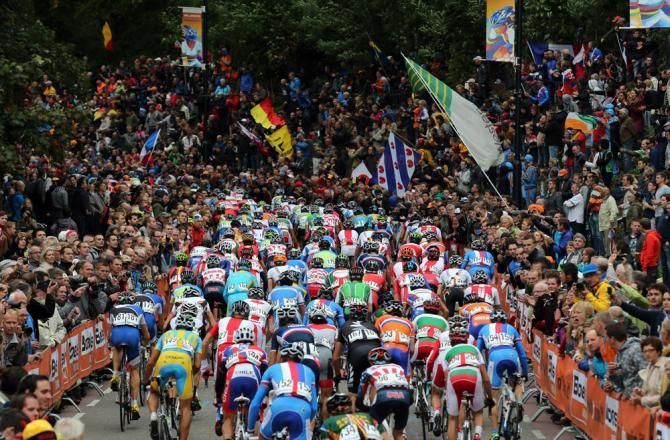 2011 Worlds: As is usually the case, colossal crowds are on hand to watch the world championship road race