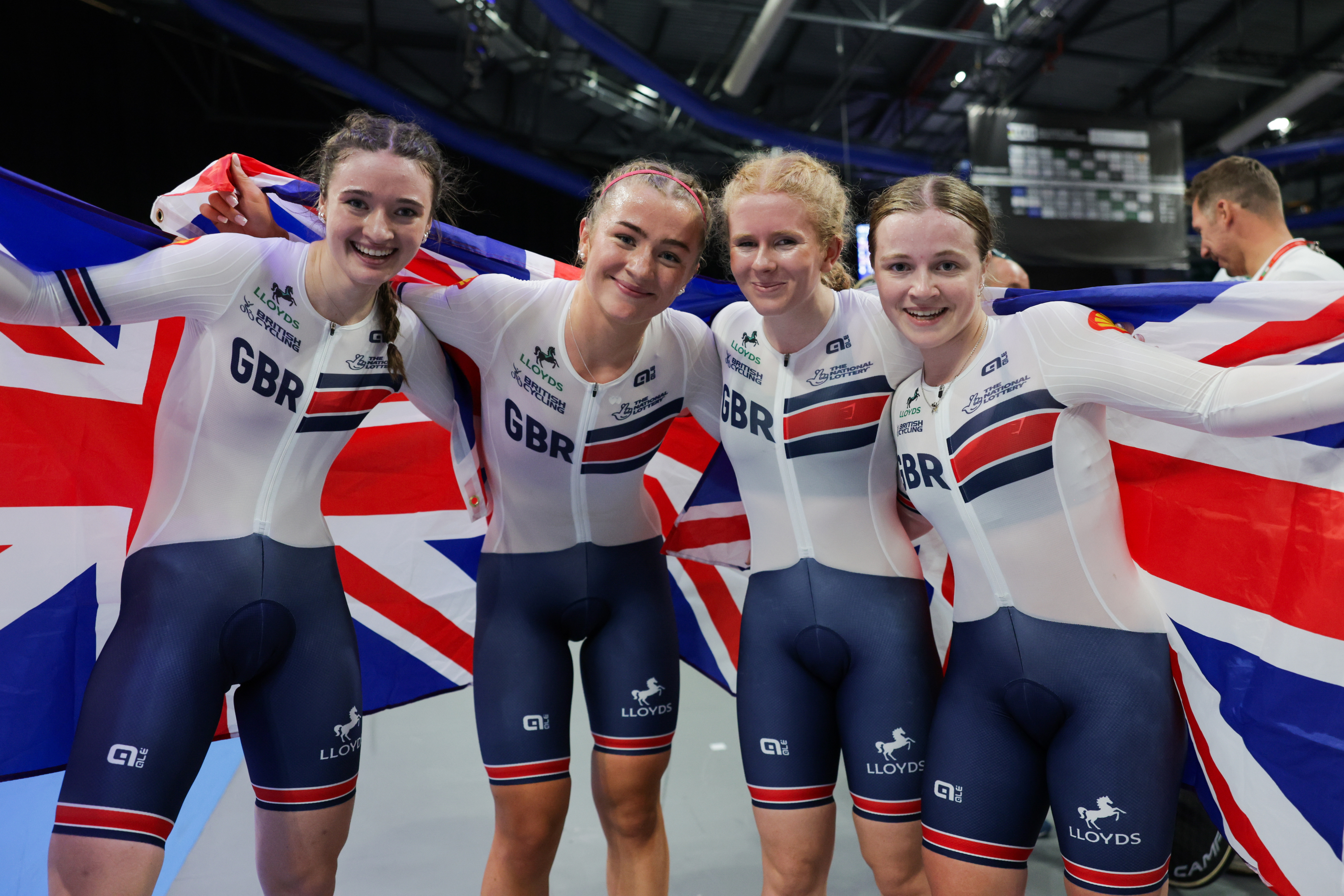 The winning GB team pursuit squad, Abigail Miller, Erin Boothman, Evie Smith and Phoebe Taylor