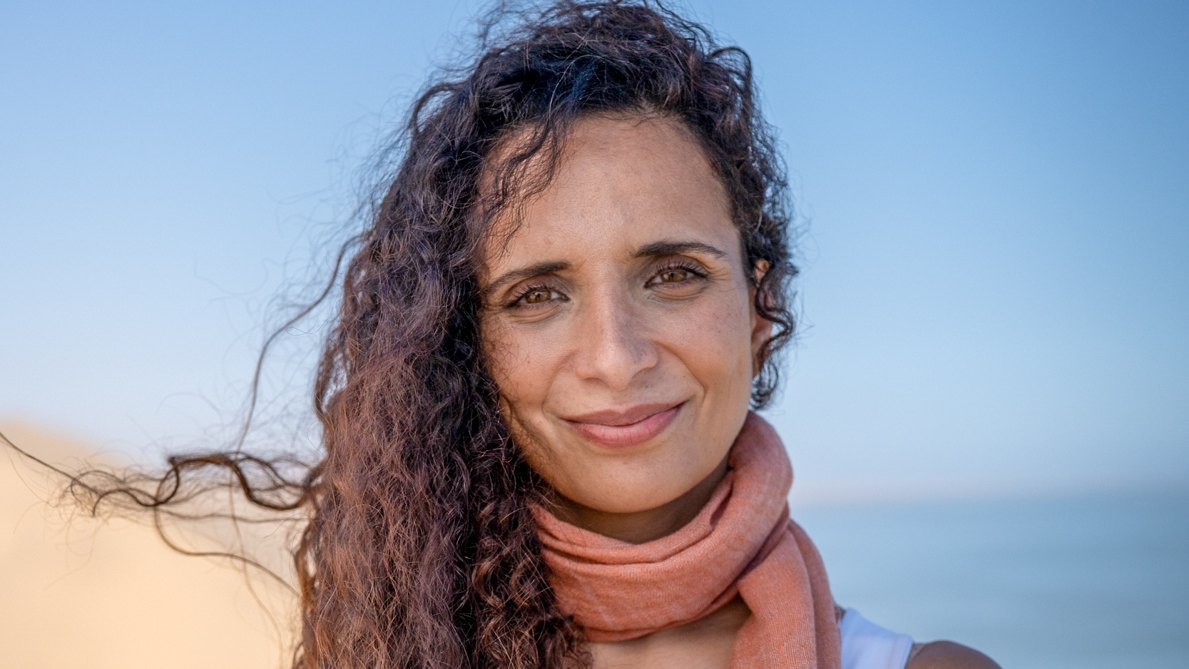 Ella Al-Shamahi on a beach in Human