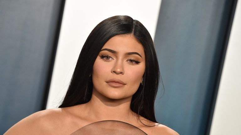 Kylie Jenner attends the 2020 Vanity Fair Oscar Party hosted by Radhika Jones at Wallis Annenberg Center for the Performing Arts on February 09, 2020 in Beverly Hills, California