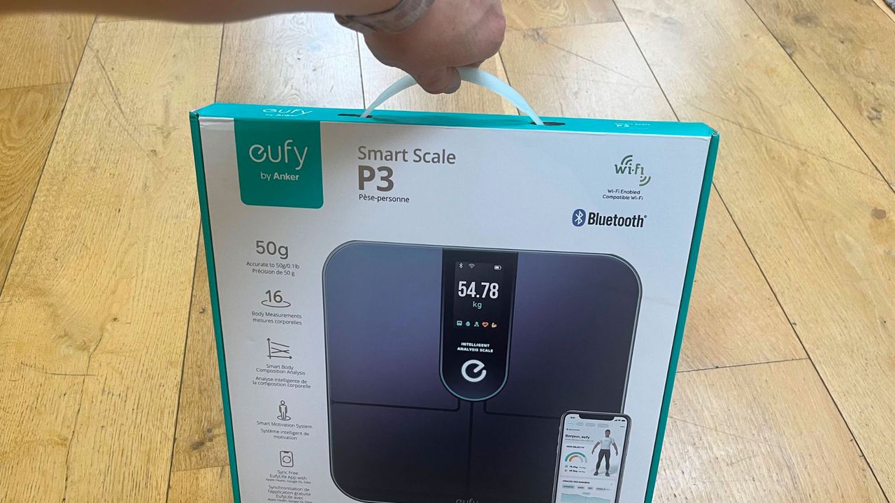 Eufy P3 smart scales in box with carry handle