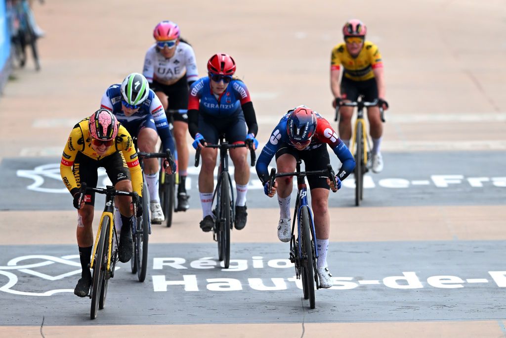 ROUBAIX FRANCE APRIL 08 LR Teuntje Beekhuis of The Netherlands and Team JumboVisma and Marie Le Net of France and Team FDJSuez sprint at finish line during the 3rd ParisRoubaix Femmes 2023 a 1454km one day race from Denain to Roubaix UCIWWT on April 08 2023 in Roubaix France Photo by Luc ClaessenGetty Images