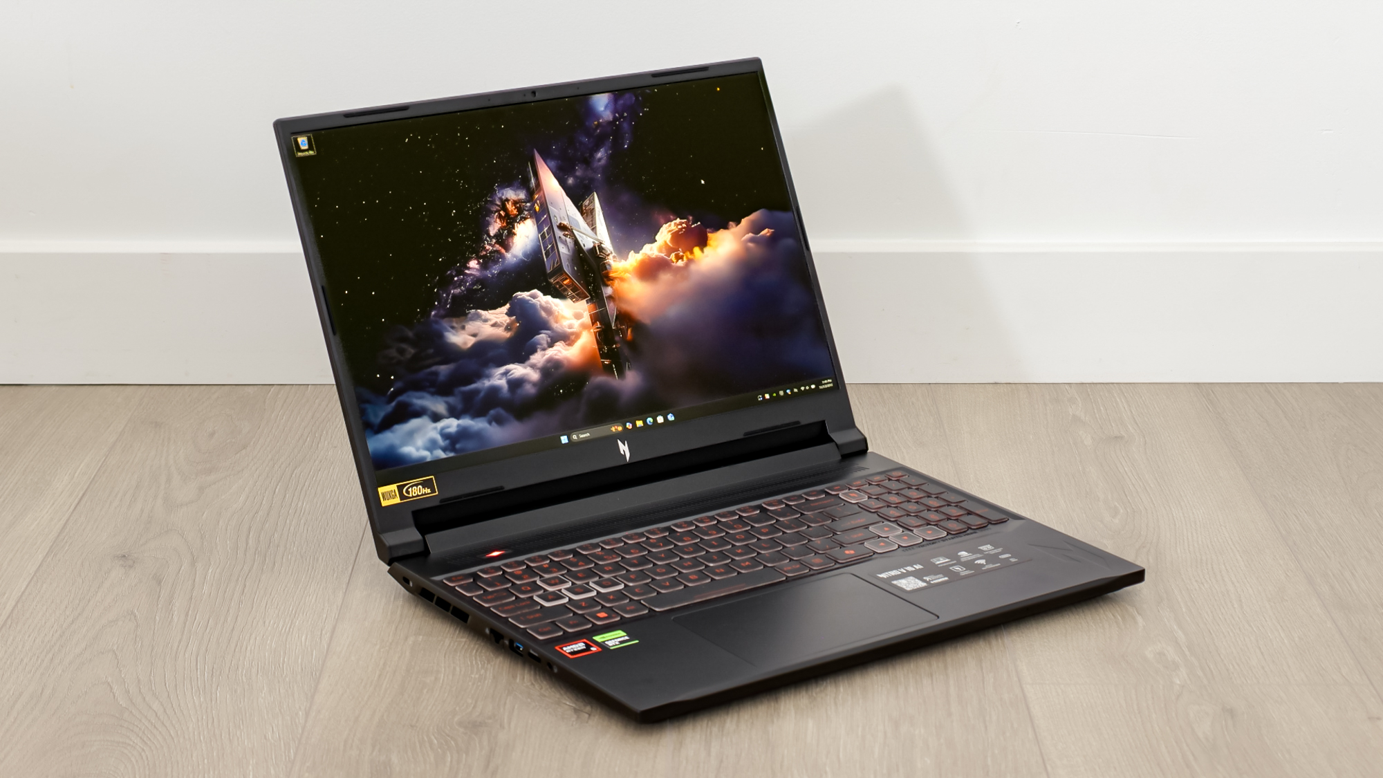 Acer Nitro V 16 AI (2025)