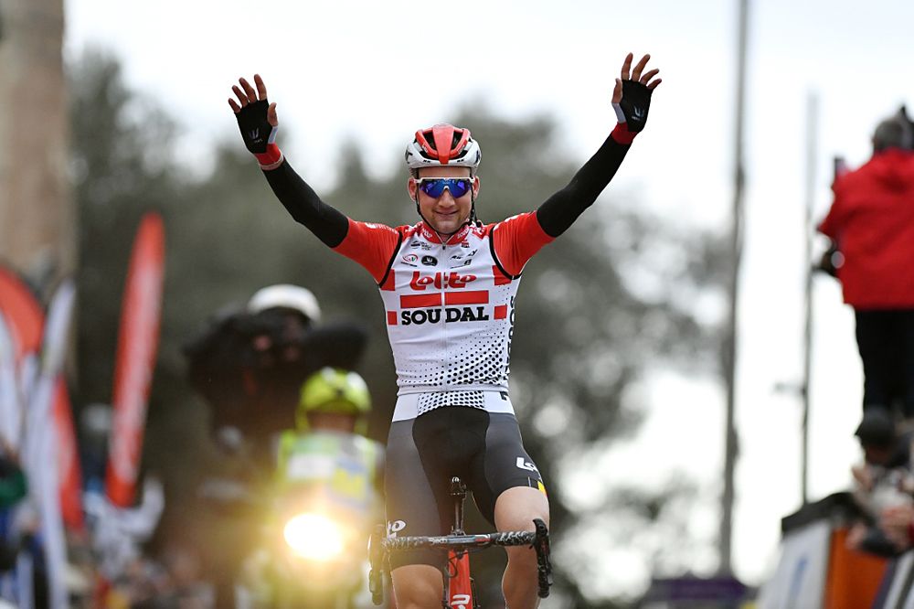 Wellens kick-starts season with a risk-taking win in Mallorca | Cyclingnews