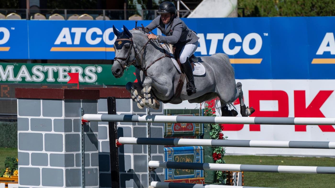 Matt Sampson showjumping his top horse Daniel at Spruce Meadows