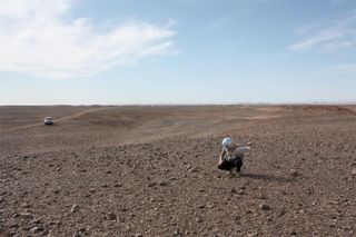 Moroccan desert for meteorite research