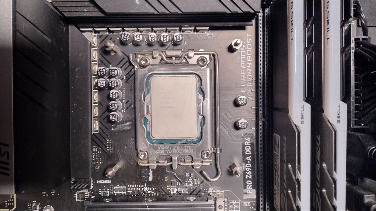 Corsair H100i Elite