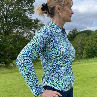 IBKUL Naomi Print Long Sleeve Quarter Zip Top