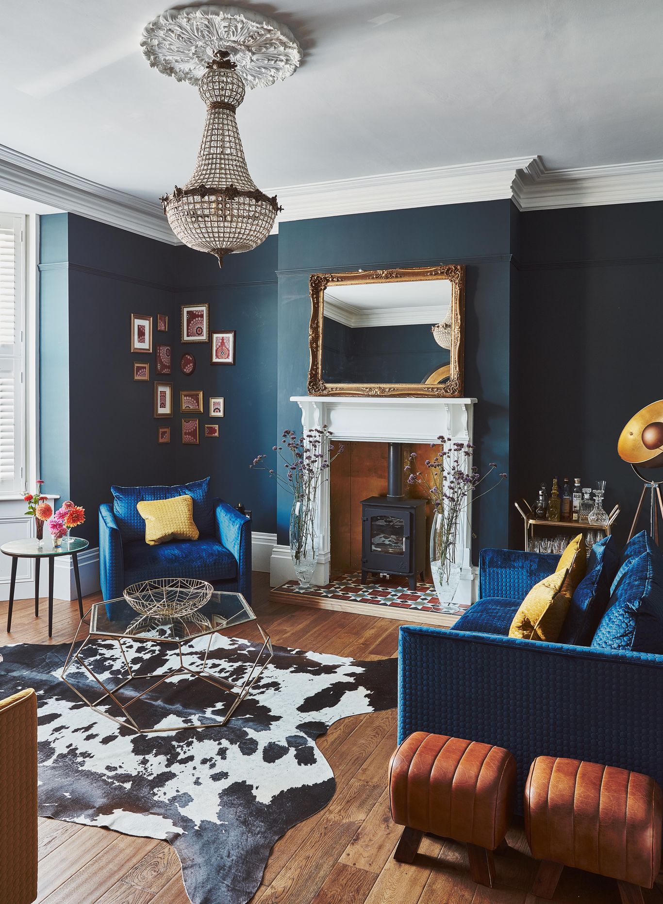 11 Blue Living Room Ideas To Show To How To Work With This On Trend Hue   2muiDfhgwsjBg3ZUnTsBwU 1366 80 