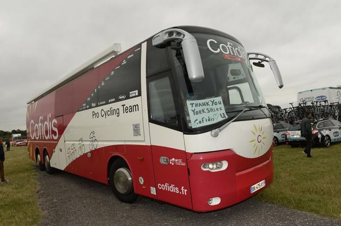 The Cofidis team says thanks to Yorkshire for hosting