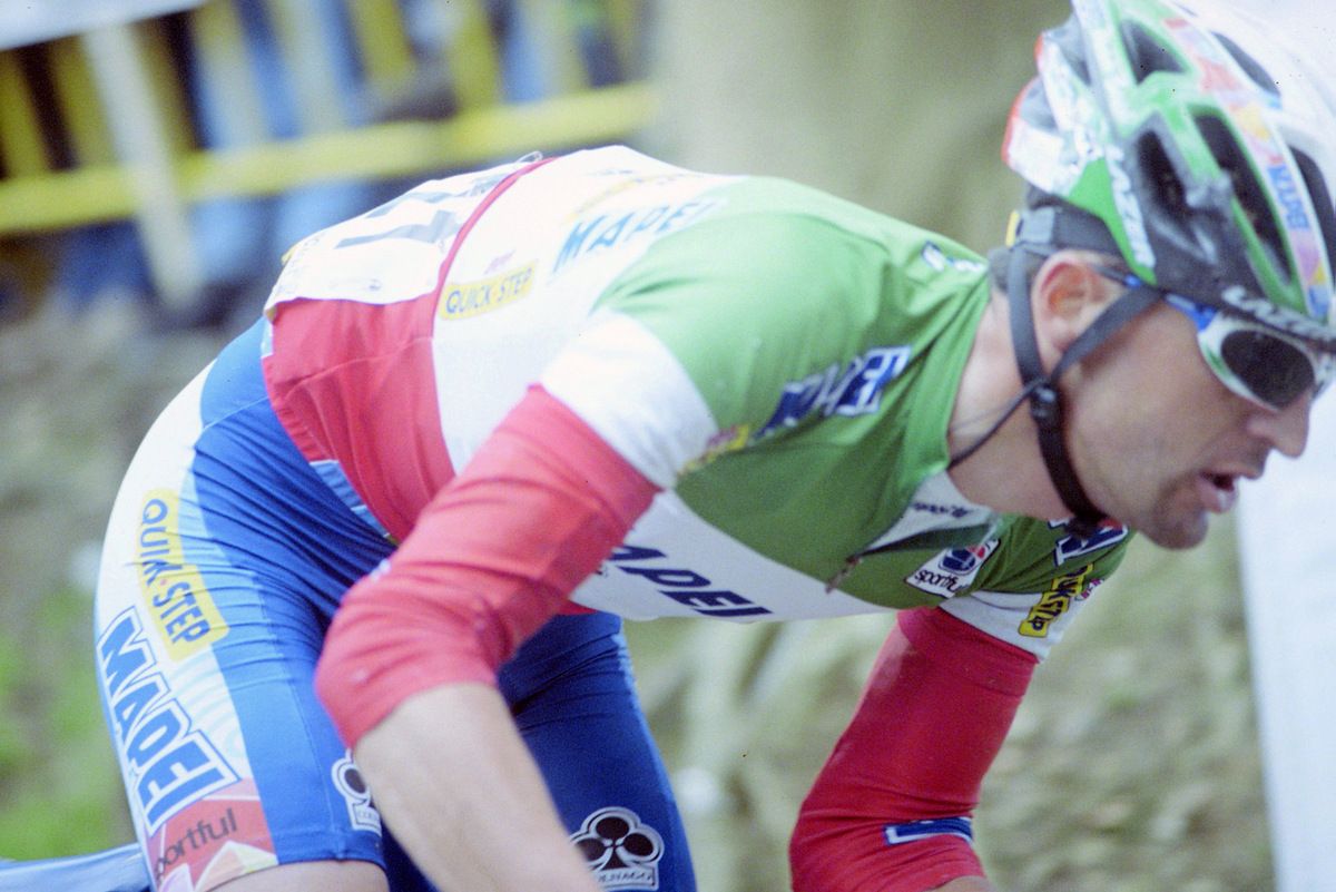 Italian national champion Michele Bartoli in 2001