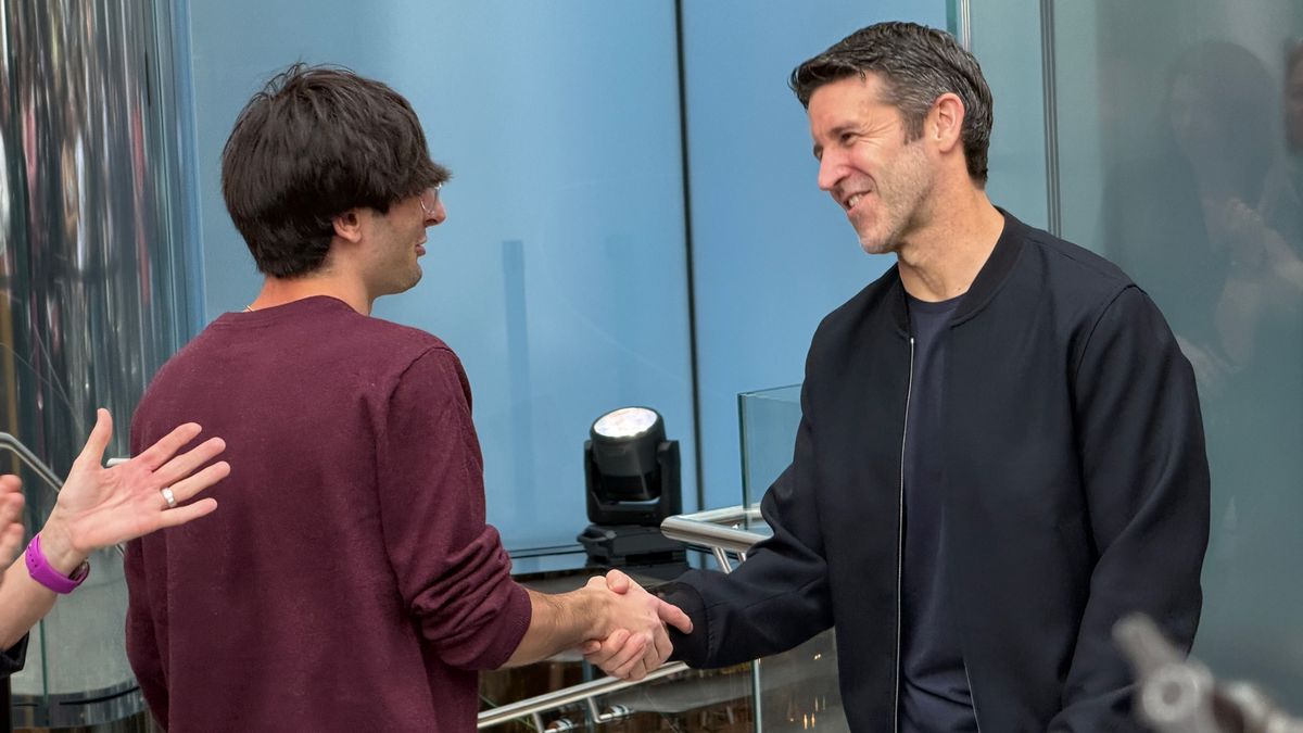 John Ternus as iPhone 18 Pro Max Apple Store Launch