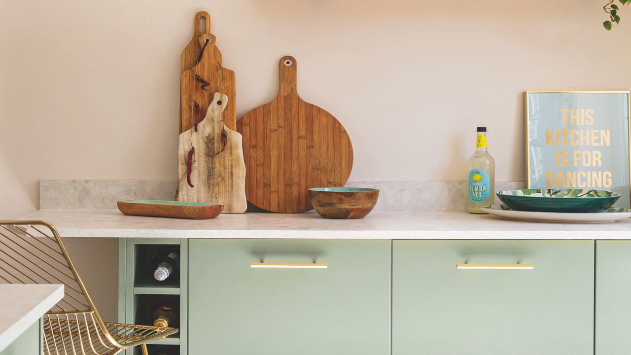 kitchen worktops with breadboards and accessories