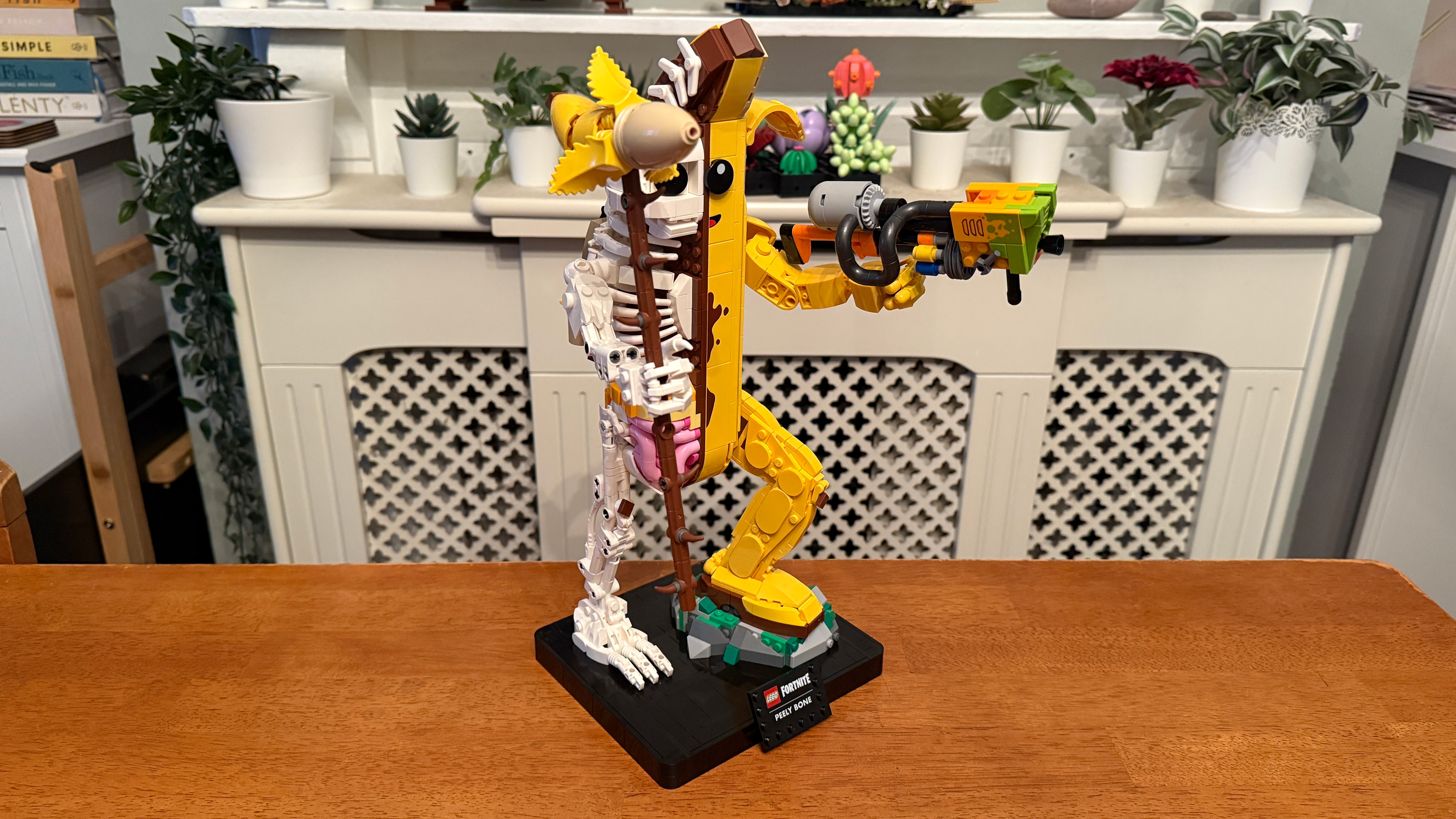 Front side view of the Lego Fortnite Peely Bone (77072)