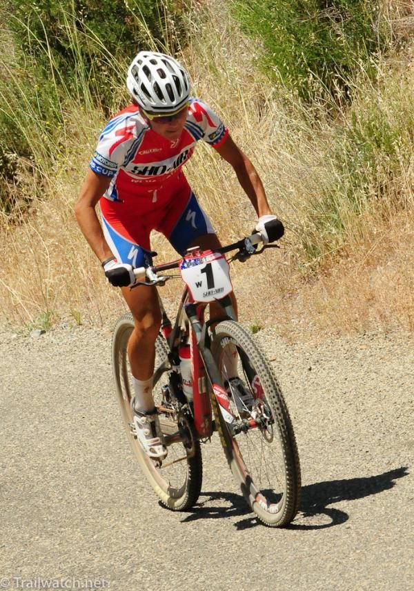 Pua Mata (Sho-Air Specialized) hammering up the backside climb