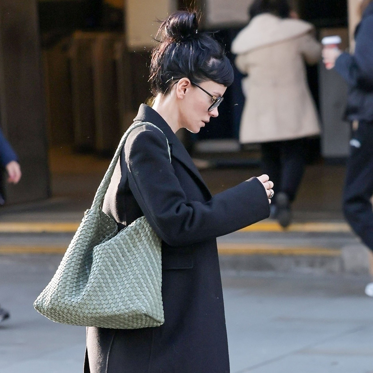 Lily Allen boots and bag