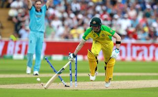 Australian batsmen Steve Smith brilliantly run out by Jos Butler semi-final 2019