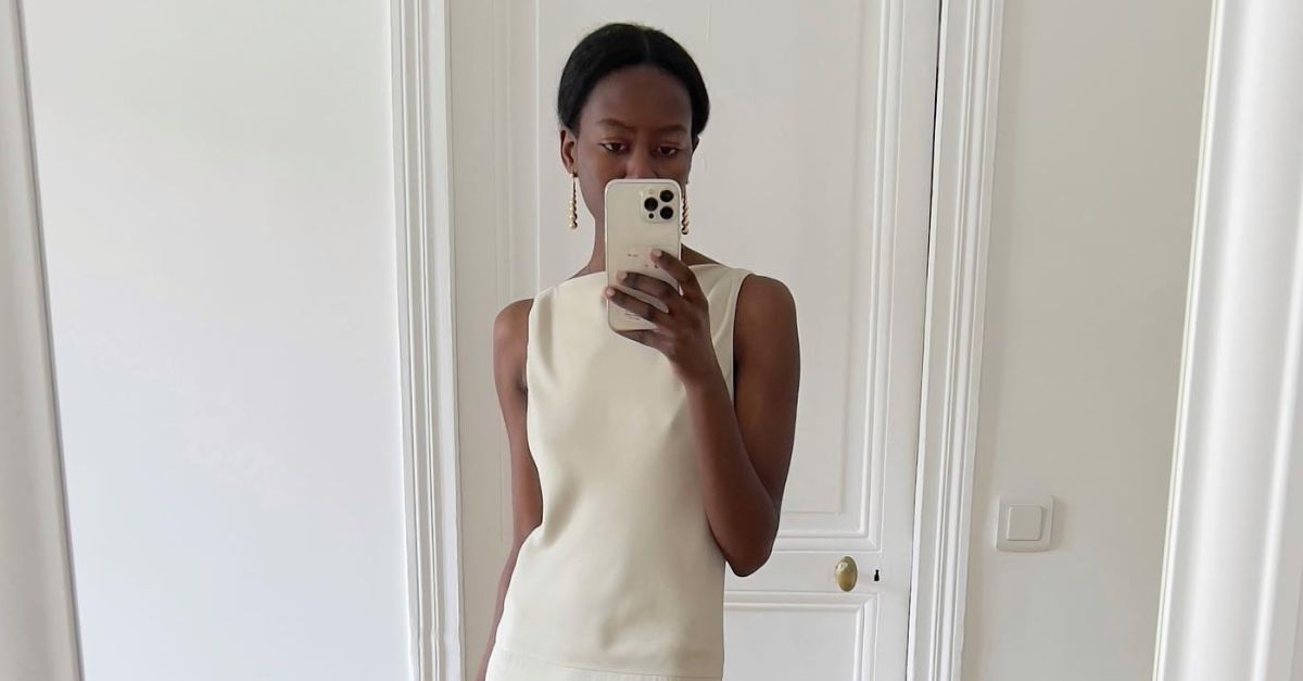 How to Style Dresses and Knee-High Boots for Winter 2025 | Who What Wear