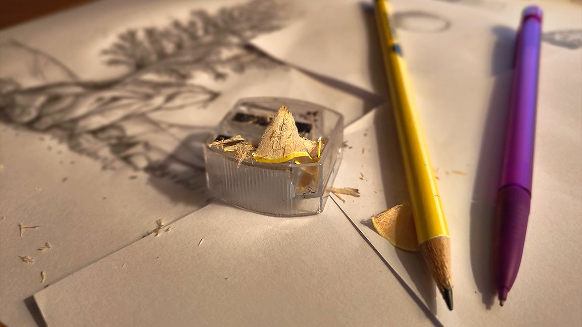 Simply Draw iPad app; pencils, paper, and an iPad