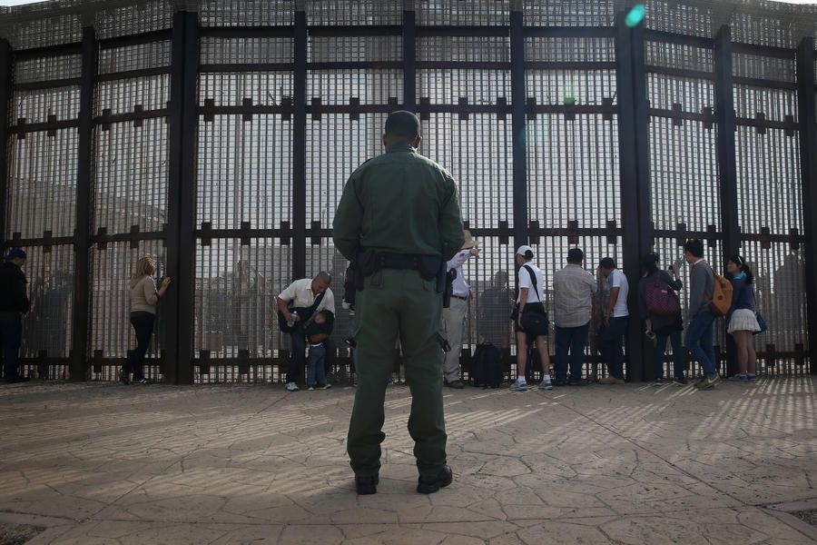 New York Times: &amp;#039;The besieged border is a myth&amp;#039;