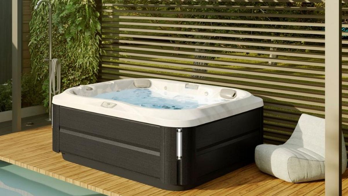 Best hot tubs 2024 Top Ten Reviews