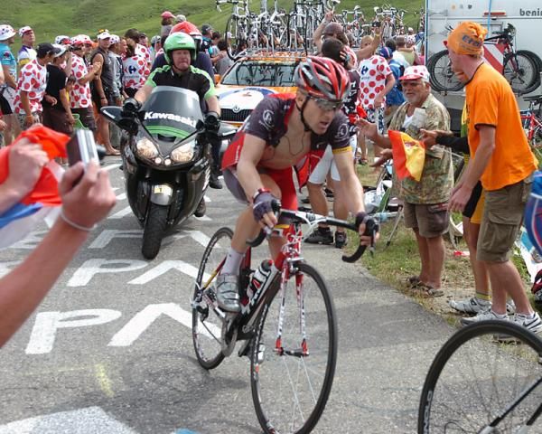 Levi Leipheimer (RadioShack) would finish 10th on stage 9.