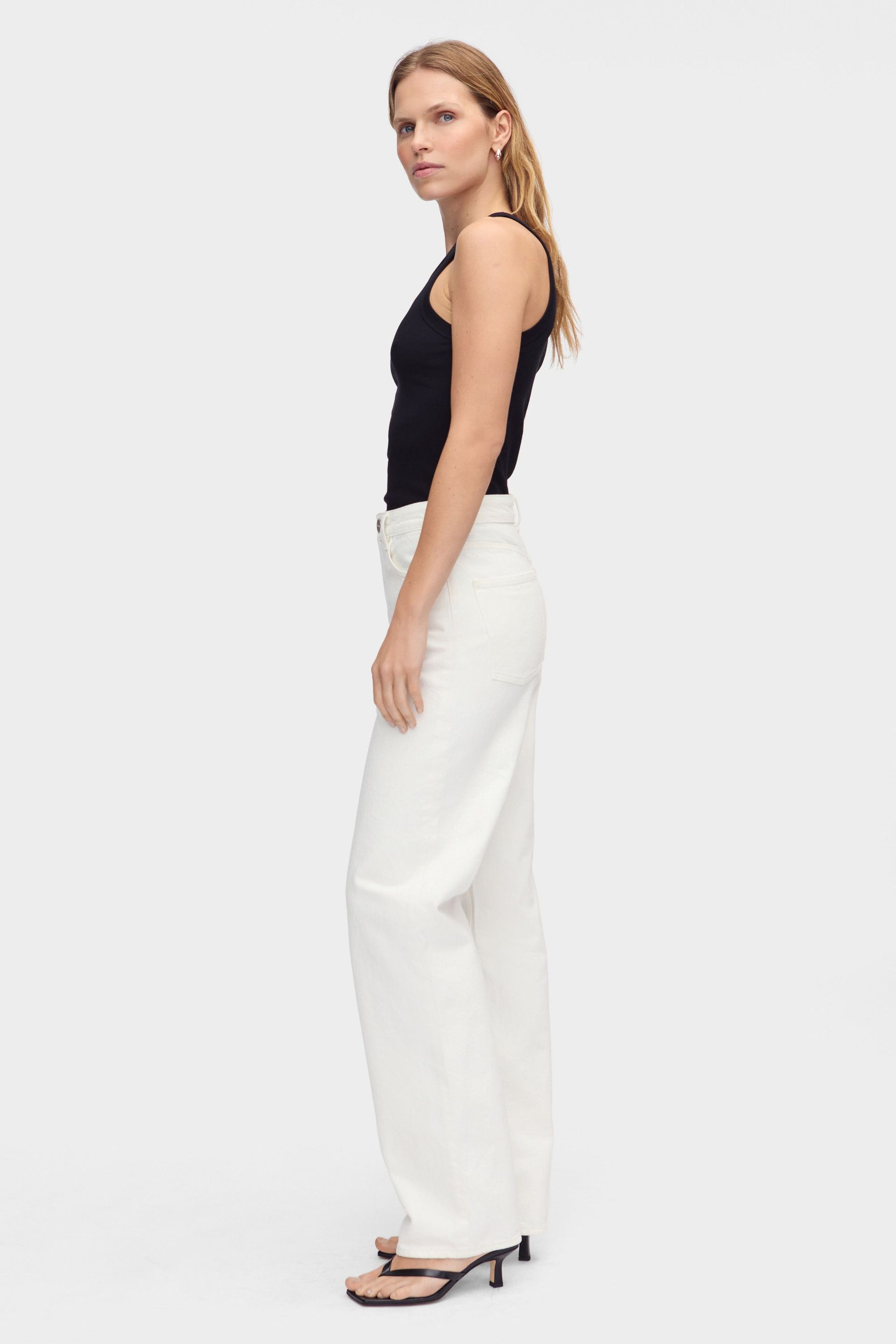 High Rise Straight Leg Jeans