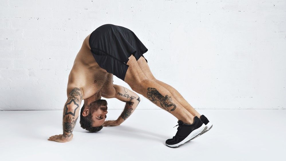 Do you find the overhead press uncomfortable? Swap in pike push-ups to build upper-body strength, mobility and stability