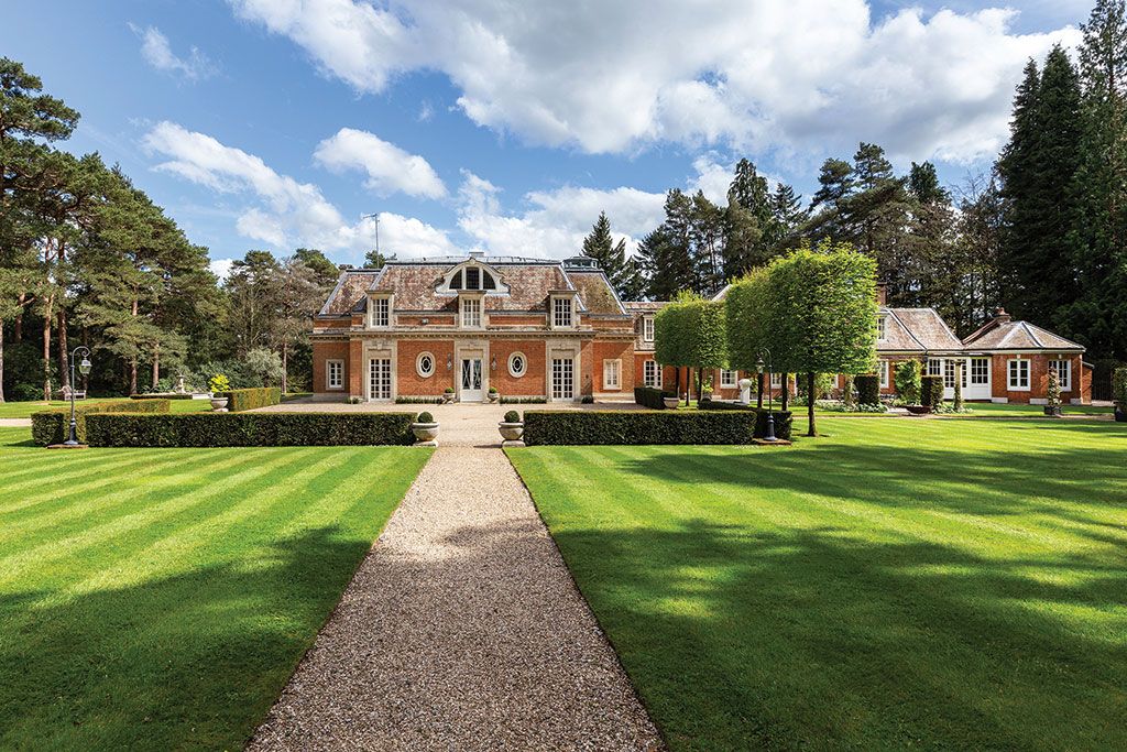 Charles Hill Court, Tilford, Farnham, Surrey.