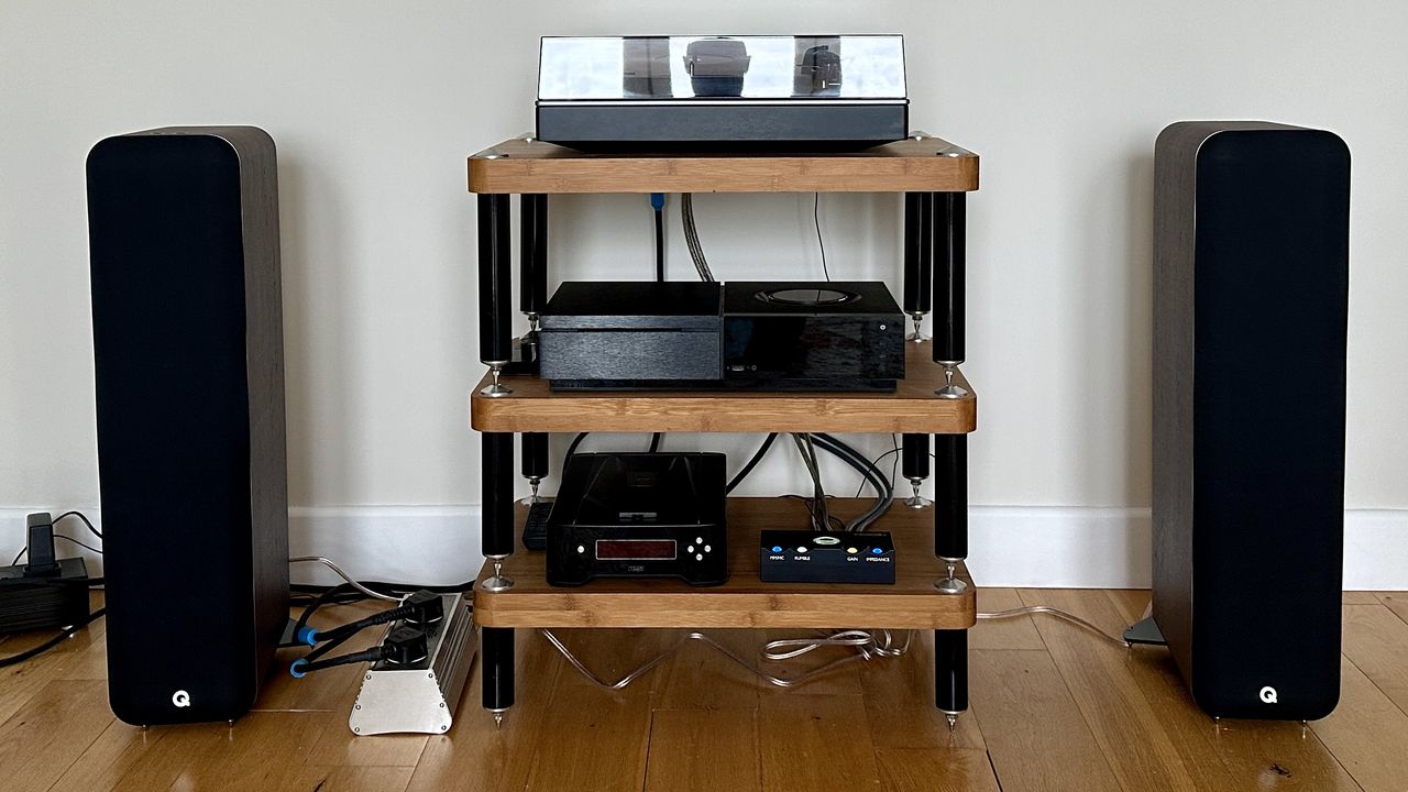 Q Acoustics M40 HD either side of a hi-fi rack in a sitting room
